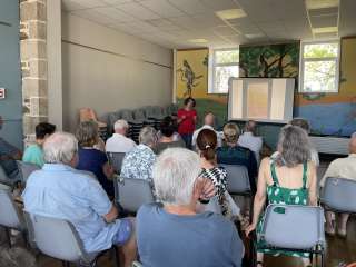 Rencontre - Conférence Verre et art contemporain par Corinne Joachim à Tréduder - Sabrina