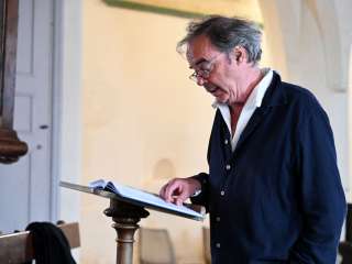 Rencontre - Lecture de Yvon Le Men à l'église Saint-Sylvestre de Plouzélambre - Gabriel