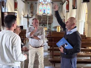 Rencontre - Lecture de Yvon Le Men à l'église Saint-Sylvestre de Plouzélambre - Laurent