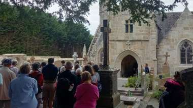 Sur les pas de Saint Ivy